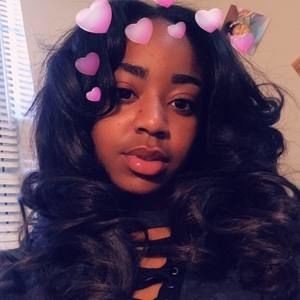 Meet your Posher, Alexes